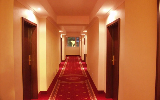 Hotel & Restauracja San Remo