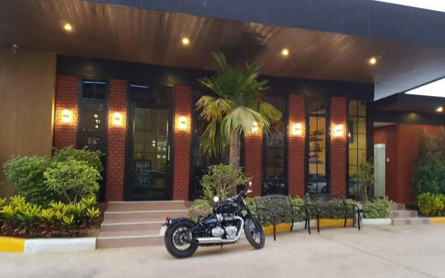 The Room Boutique Hotel