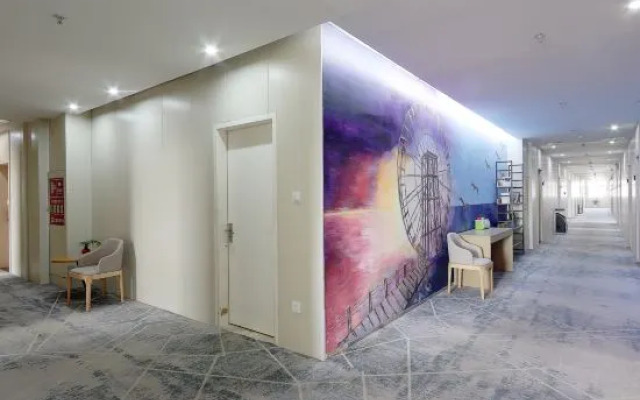 Huaju Hotel (Suzhou Taihu Xukou  subway station shop)