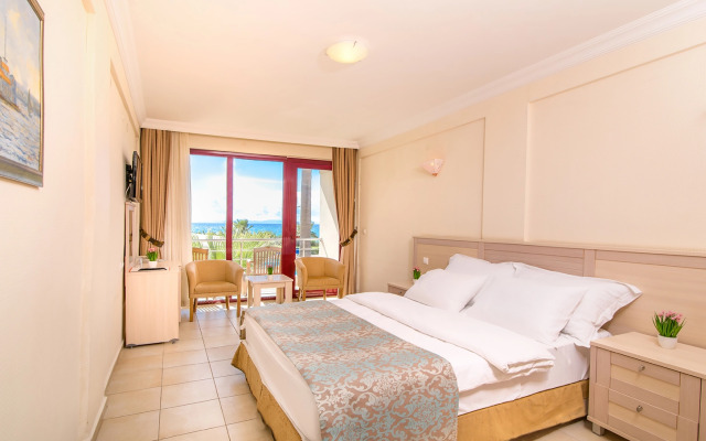 Grand Sahins Gumuldur Resort