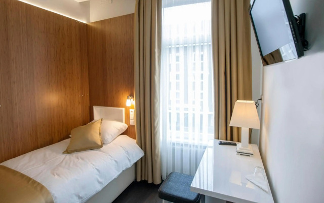 Hotel Larende