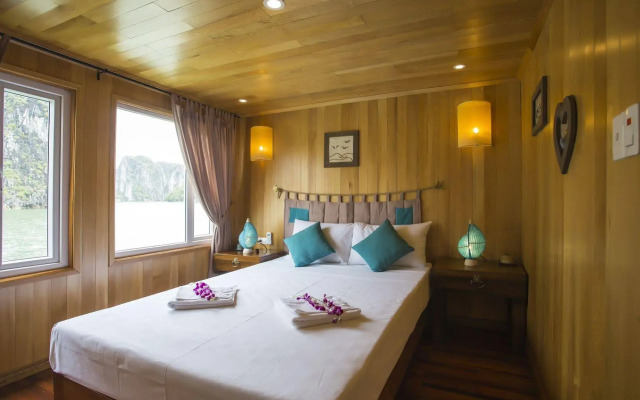 Secret Halong Cruise
