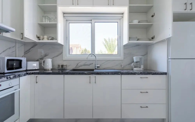 Naila 2-BR Apartment in Protaras