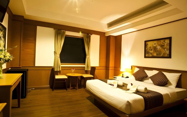 Zaza Hotel Bangpoo