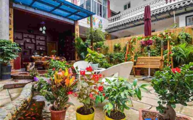 Tingfeng Courtyard Inn