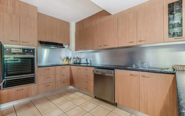 Unit 9 Viewcrest 3 Bedroom 24 Viewland Drive