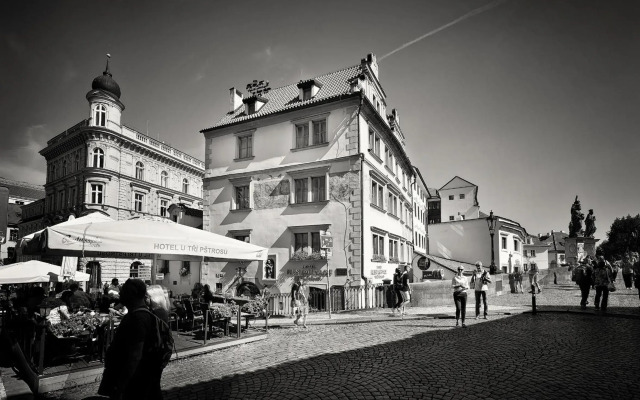 Hotel U Tri Pstrosu