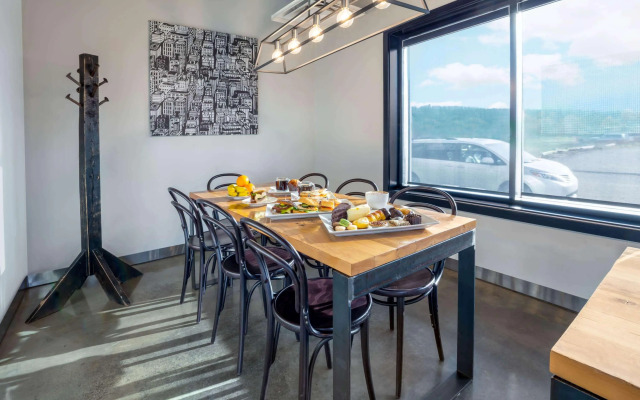 Ramada by Wyndham Fort McMurray