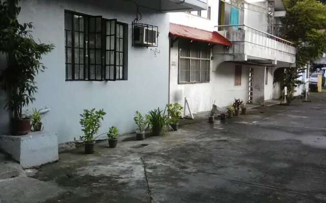 JS3 Studio Apartments