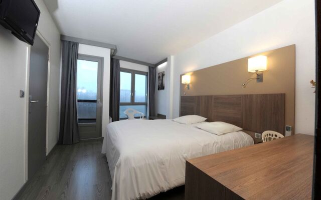 La Chartreuse Logis Hotel Restaurant