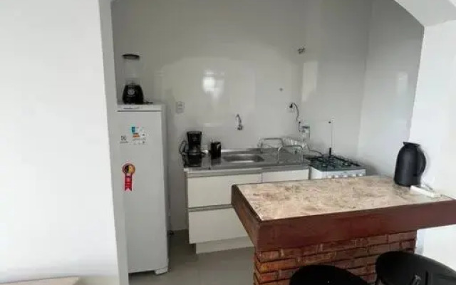 1/4, sala. Porto da Barra.