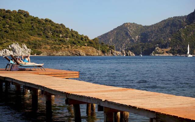 Orka Lotus Beach