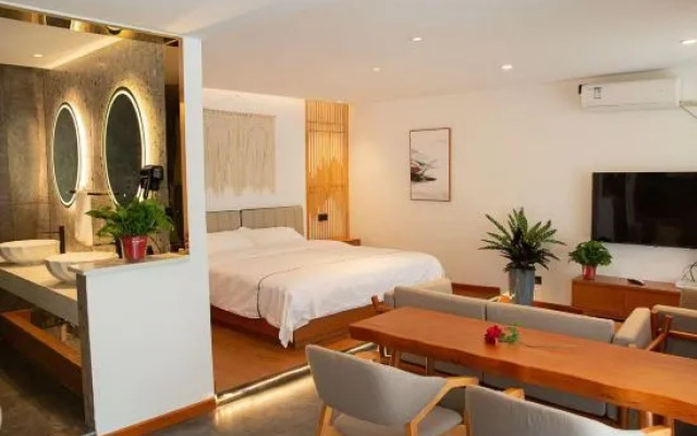 Xinyan Shanju (Wanxianshan Guoliang Scenic Area)