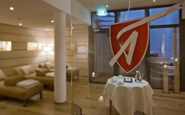 Swiss Alpine Hotel Allalin