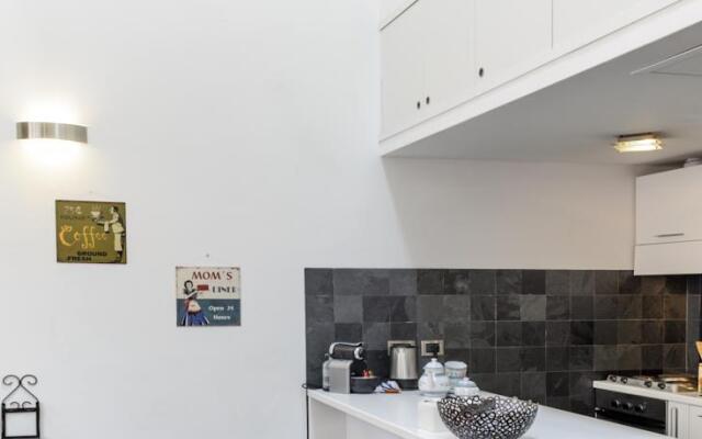 Isola Apartments