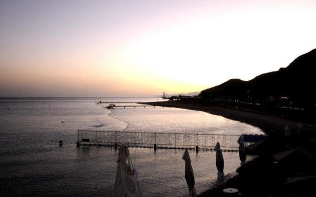 Coral Beach Pearl Guest House