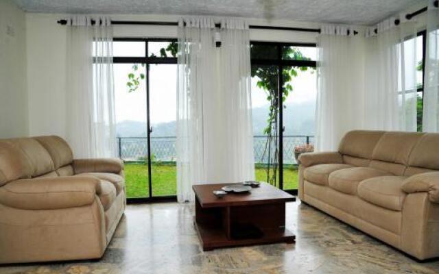 Villa 66