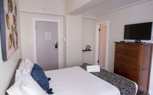 Hotel Waterloo & Backpackers – Guest Rooms – Wellington