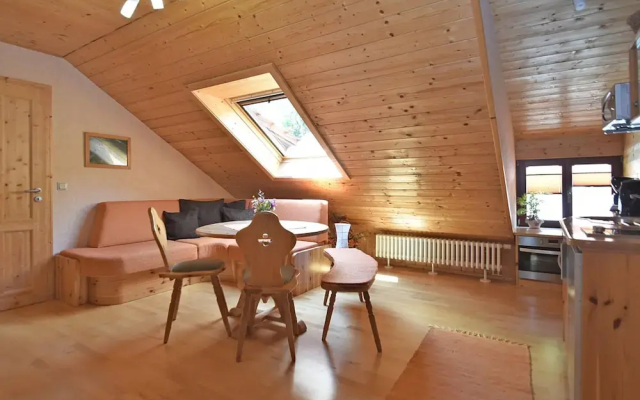 Quaint Farmhouse in Langenbach near Lake