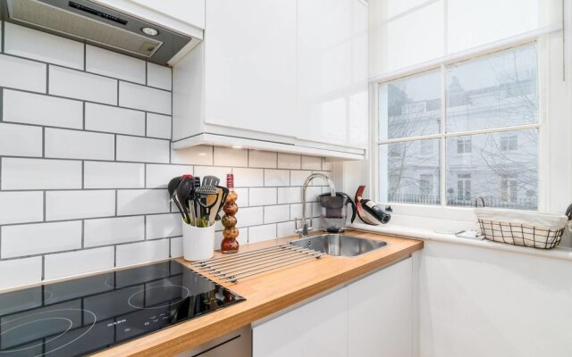 1 Bedroom for 2 Guests in Marvellous Notting Hill