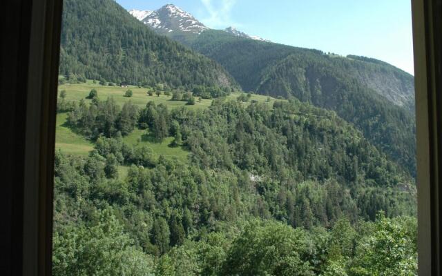 Chalet in Morel Near Aletsch Arena Skiing