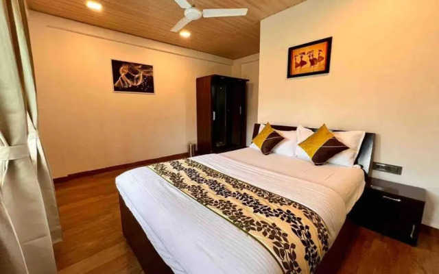 West Valley Villa Casa East