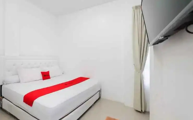 RedDoorz Syariah Near Pelabuhan Ulee Lheue Banda Aceh
