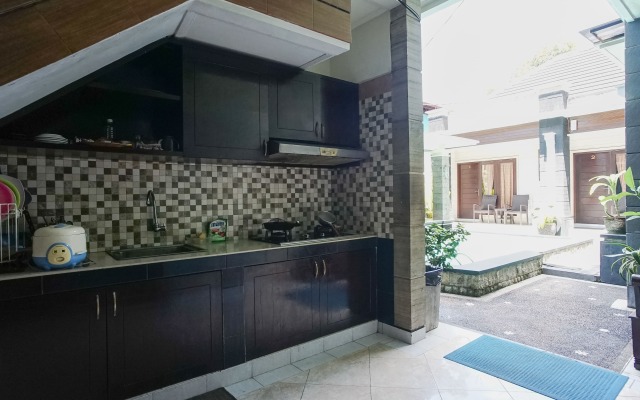 Denays Guest House Jimbaran