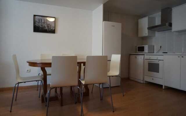 Apartamentos Turísticos Río Gallego (Apartamento Huesca)
