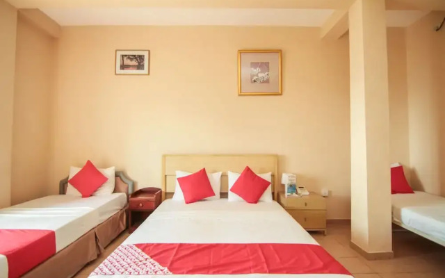 OYO 111 Sea Shine Beach Hotel