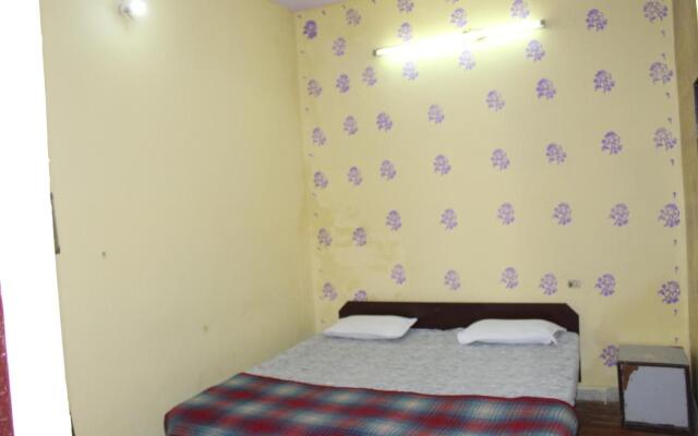 Hotel Raj Bed & Breakfast