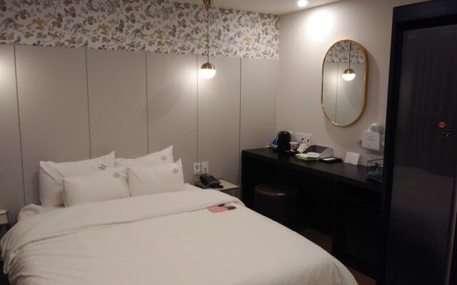 Grant Bay Hotel Gimhae