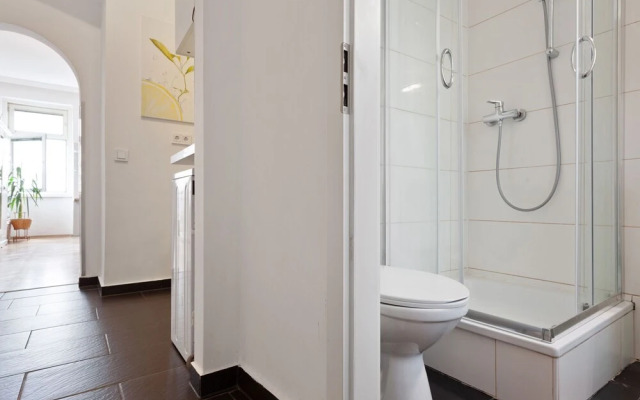 Quiet Apartment In Vienna Near Danube