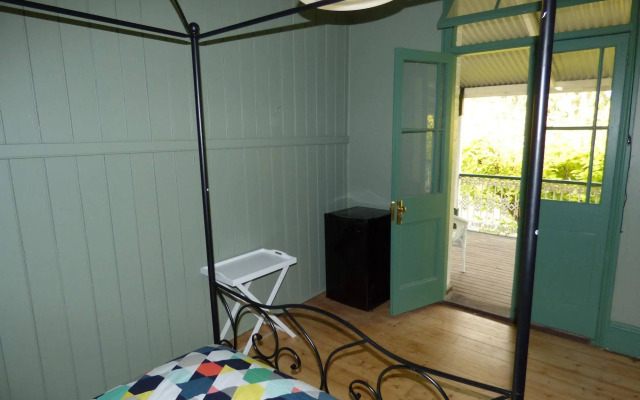 Tenterfield Lodge and Caravan Park