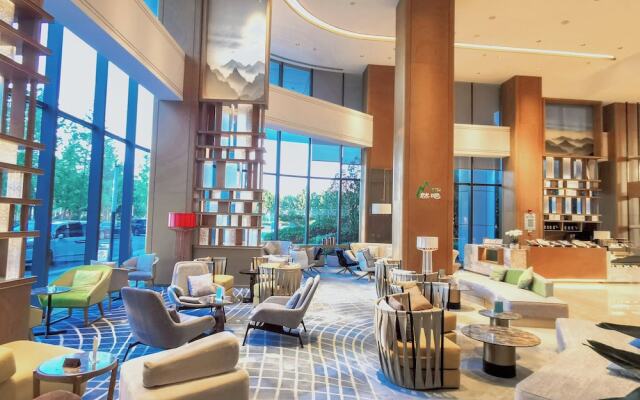 Holiday Inn Zhengzhou Riverside