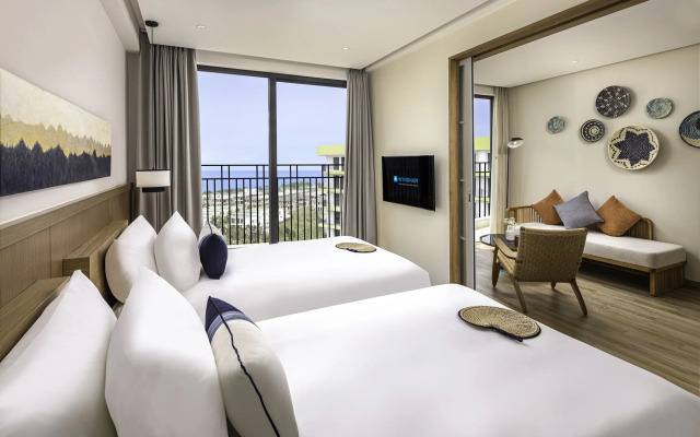 Wyndham Hoi An Royal Beachfront Resort & Villas