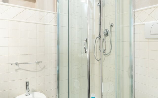 HouSmart San Mamolo 6