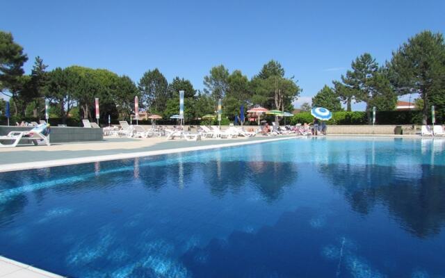 Lovely Studio With 12 Shared Pools - Beahost