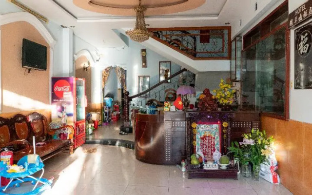 Viet Hung 8 Hotel by ZUZU – Lobby – Ho Chi Minh City
