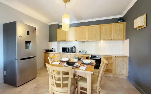 Stunning 2-bed Apartment in Sozopol