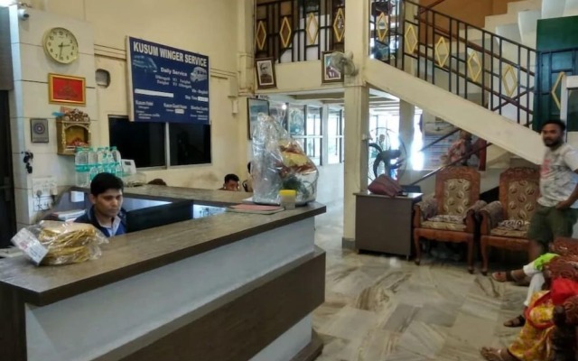 Kusum Hotel And Restaurant