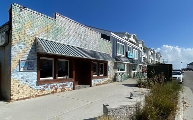 Beach Happy by Sea Scape Properties