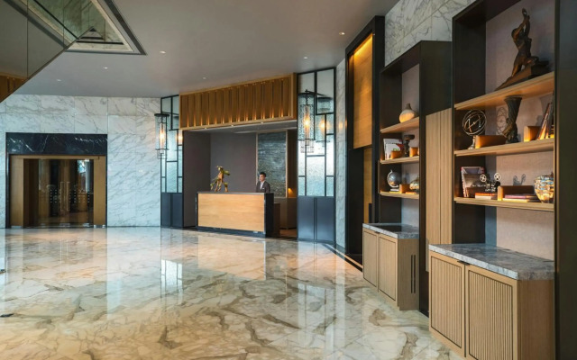 Renaissance Hong Kong Harbour View Hotel