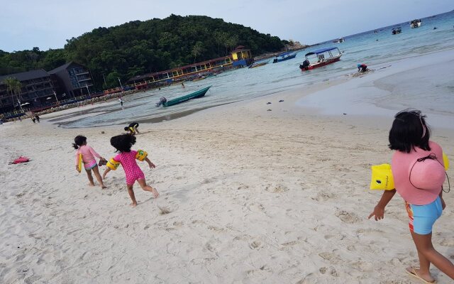Ombak Dive Resort