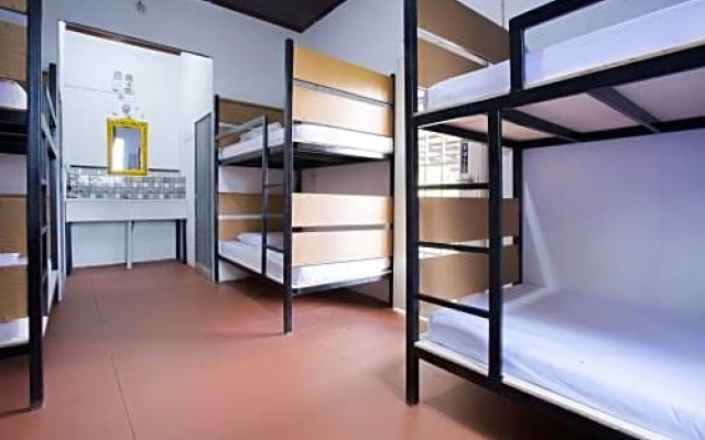 OYO 90111 Happy Garden