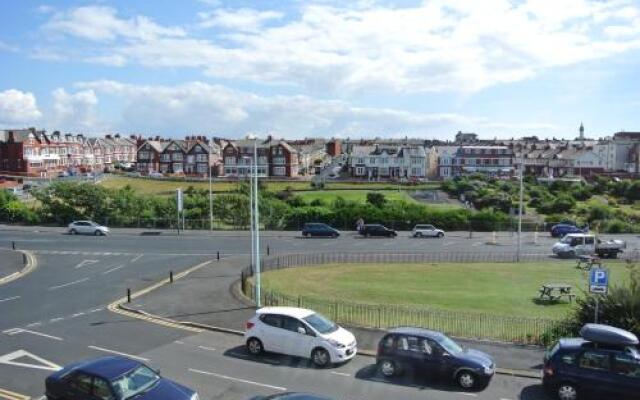 Chateau Dale Holiday Apartments