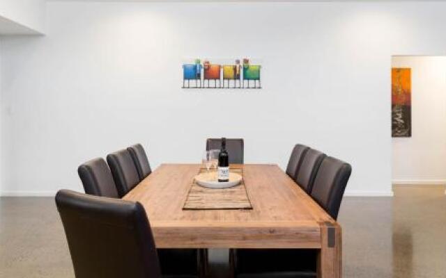 Great Ness Beachhouse - WiFi - Pet-Friendly