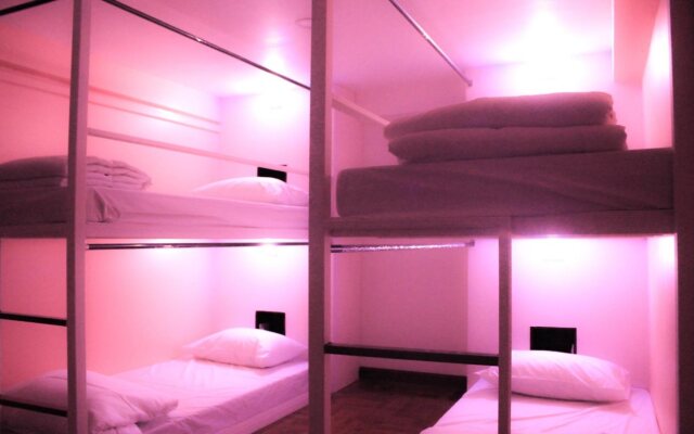 U-Night Hostel