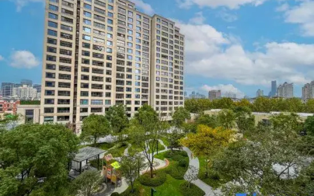 High-End Serviced Apartment (Shanghai Gubei Wuzhong Road)