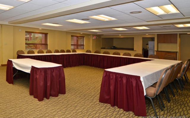 Best Western Plus Clocktower Inn